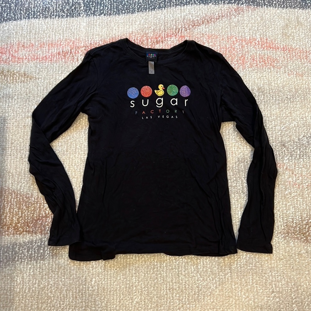 Pre-Owned Sugar Factory long sleeve tee in size M
